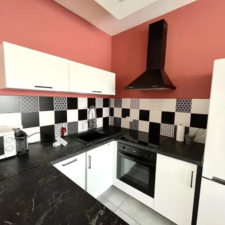 2 Bedrooms - Sea View * 니스