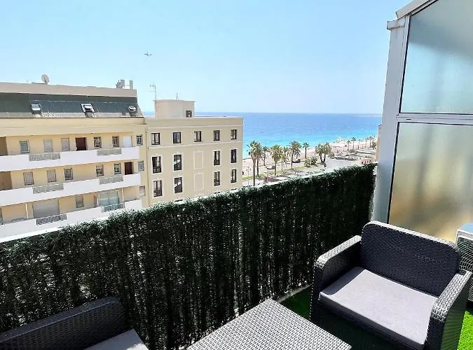 2 Bedrooms - Sea View Apartman *